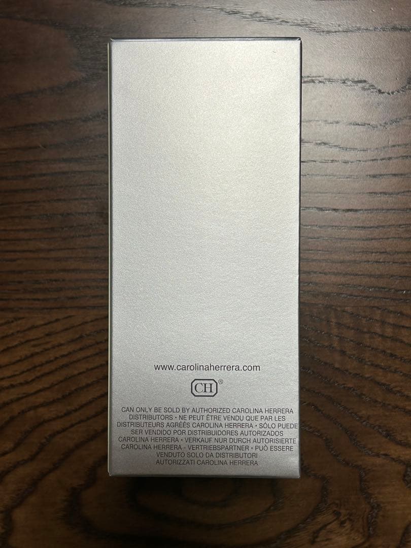 キャロライナへレラ212 オードトワレ100ml