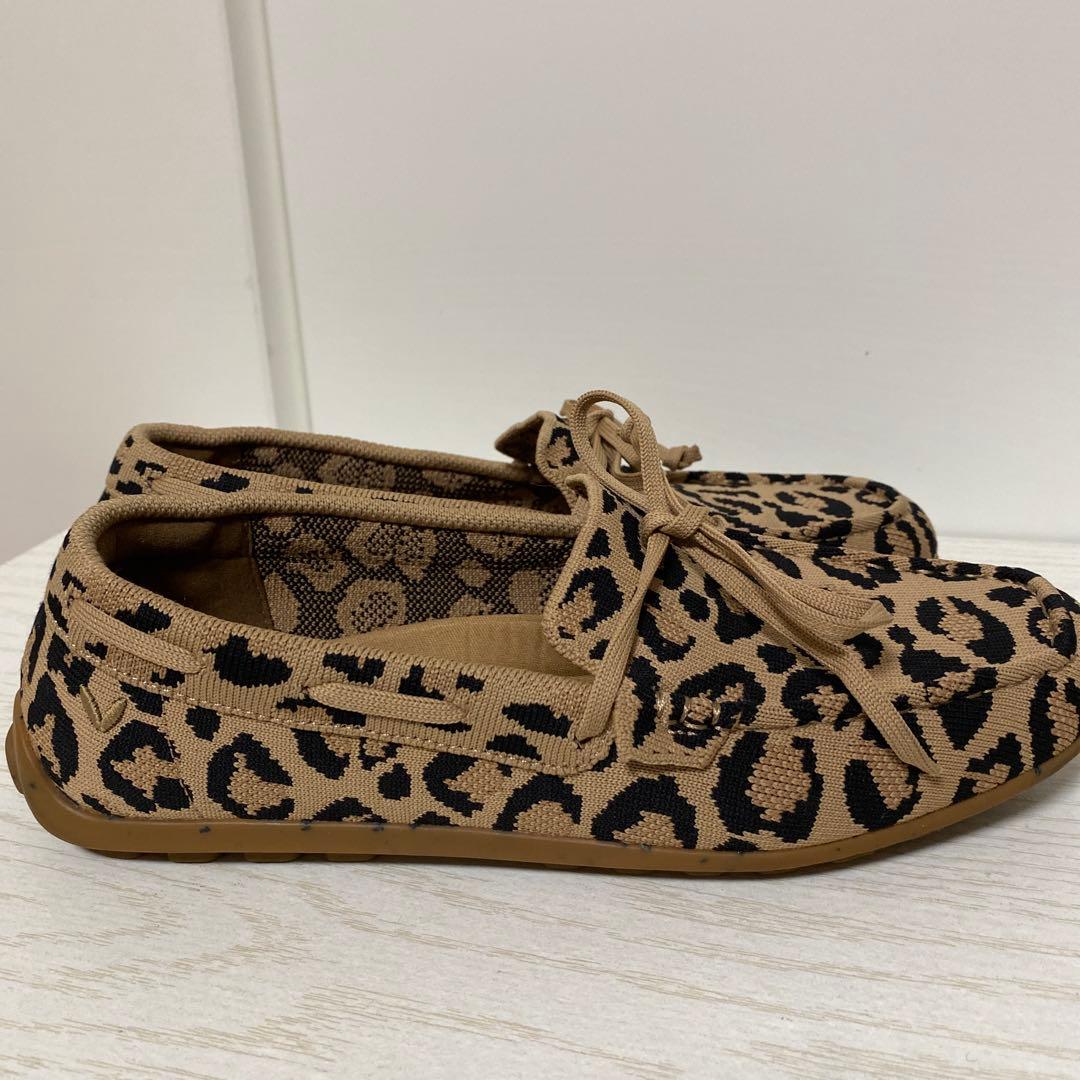ビバイアVIVAIAスクエアトゥ モカシンタイプ ローファーヒョウ柄39サイズ