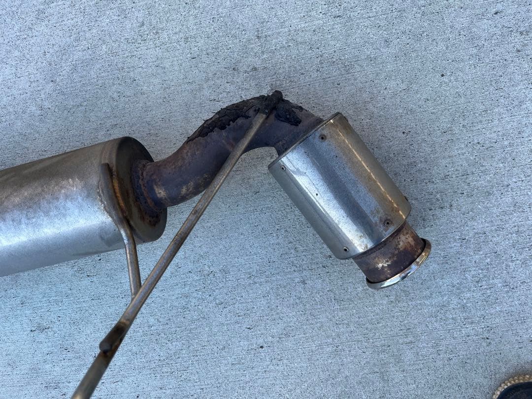 メタバース　シングル出しマフラー本体