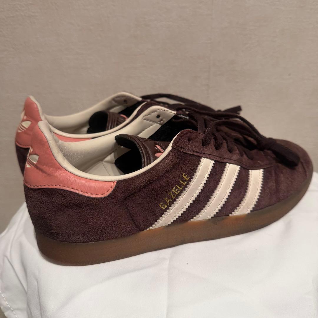 adidas Gazelle スニーカー ブラウン