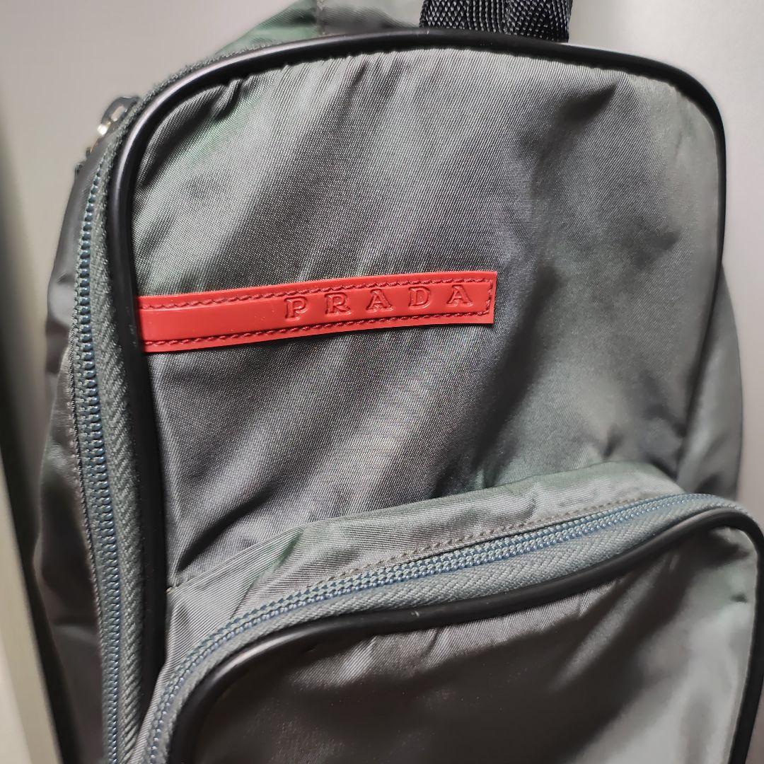 パ*ロ様 PRADA グレー ナイロンバッグ