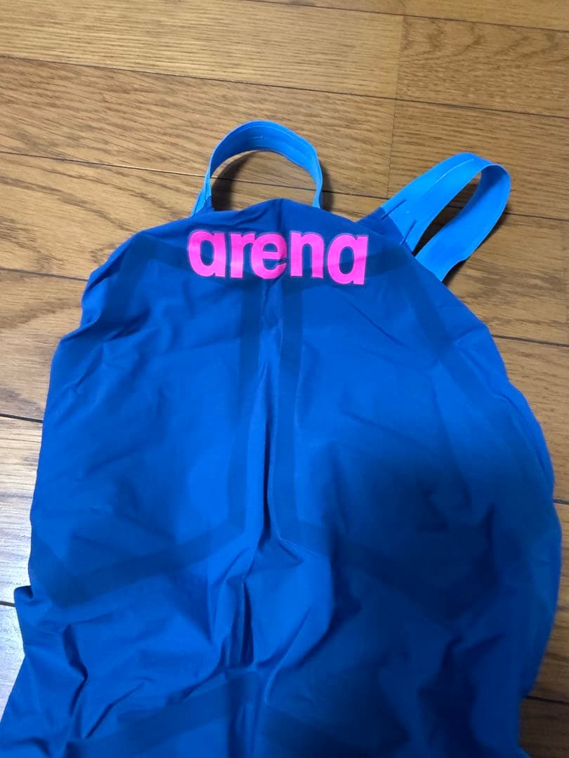 最新　美品　アリーナ　高速水着　競泳水着　アクアフォースストームMF M