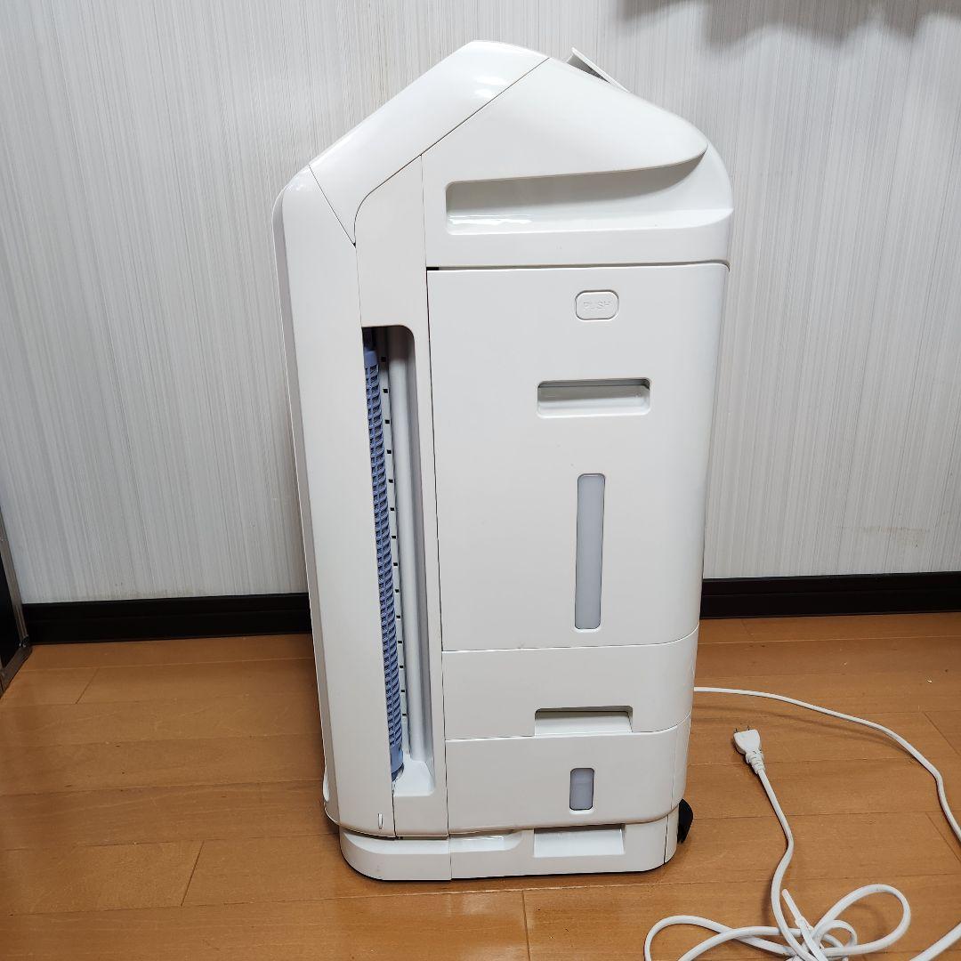 【美品】DAIKIN 除加湿空気清浄機 クリアフォース MCZ70T-W