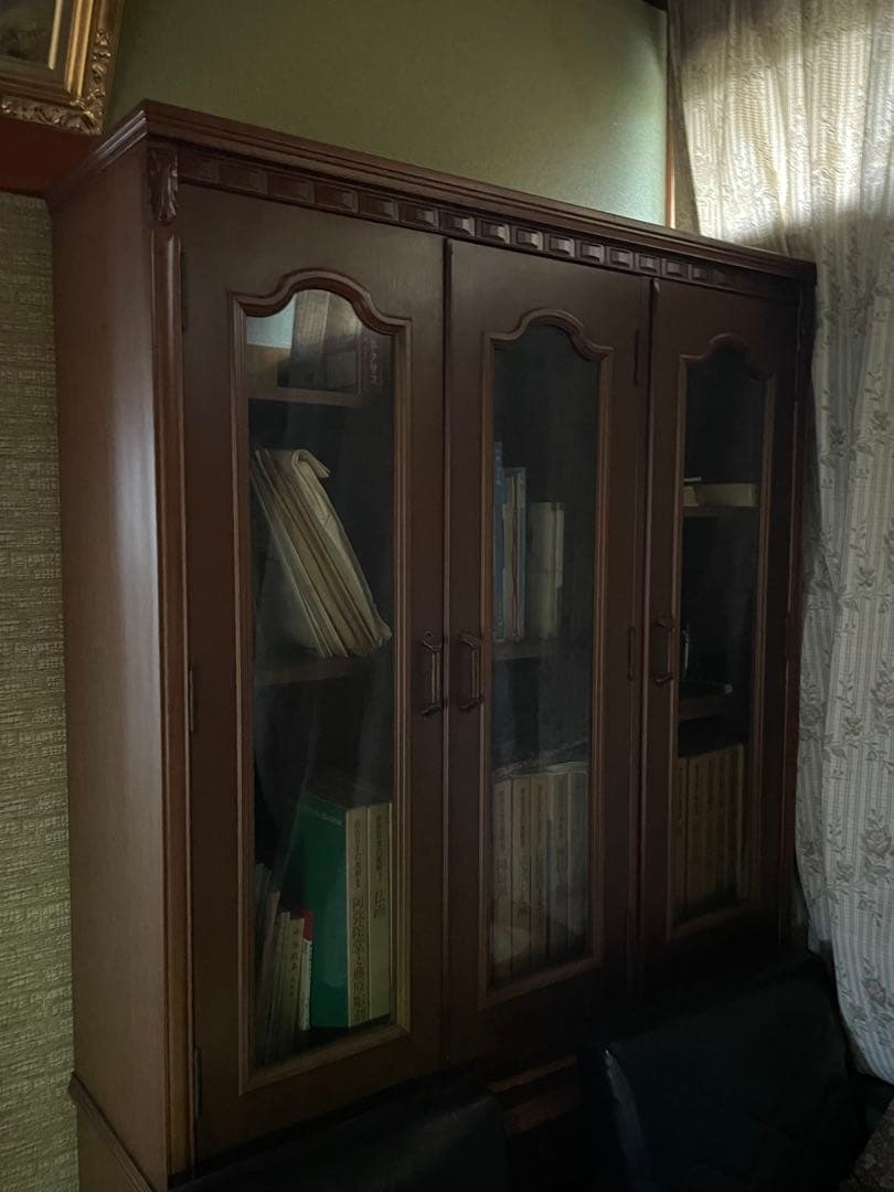 Silkさん専用)アンティーク風 木製キャビネット ガラス扉付き 引き出し付き