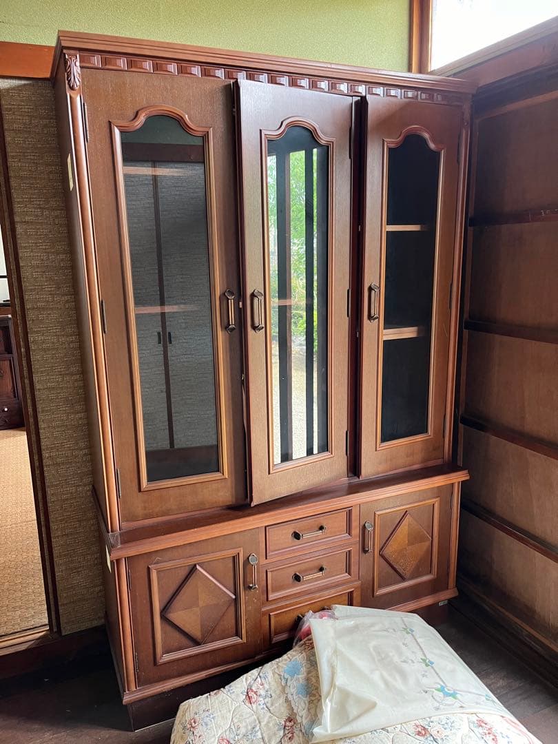 Silkさん専用)アンティーク風 木製キャビネット ガラス扉付き 引き出し付き