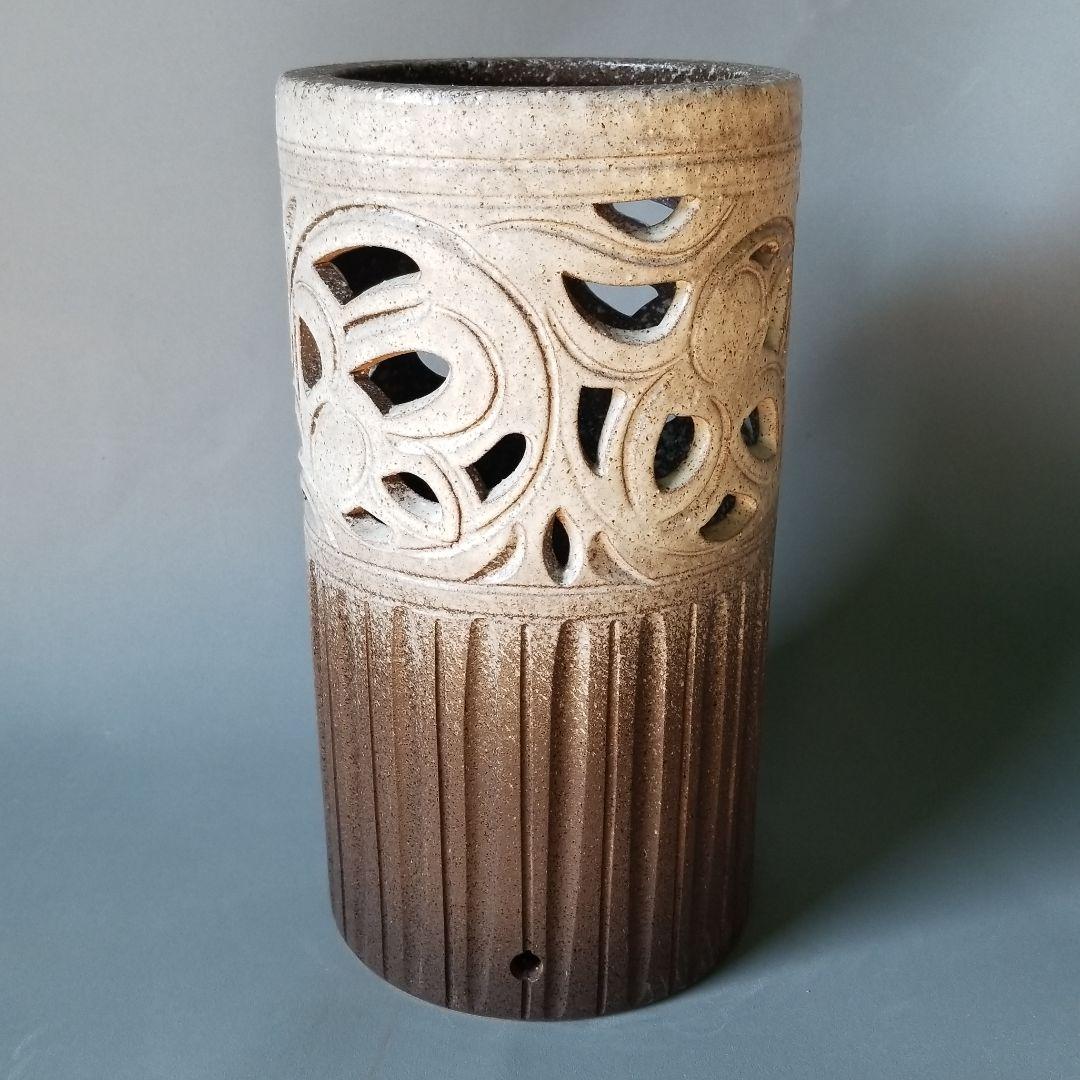 くっこちゃん 信楽焼傘立て 灰釉唐草 高さ４２cm