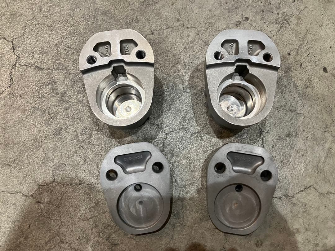 cb750four 左右キャリパー