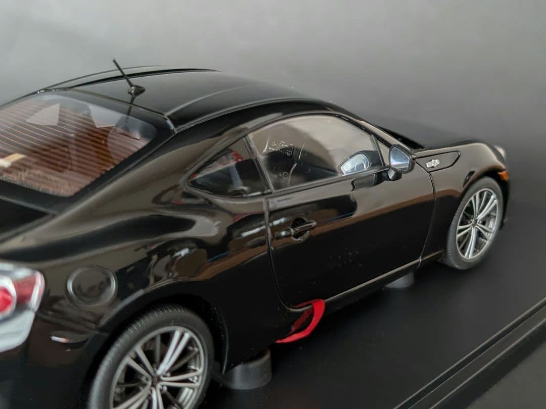 【ハチハチ】オートアート 1/18 サイオン FR-S 86 北米仕様