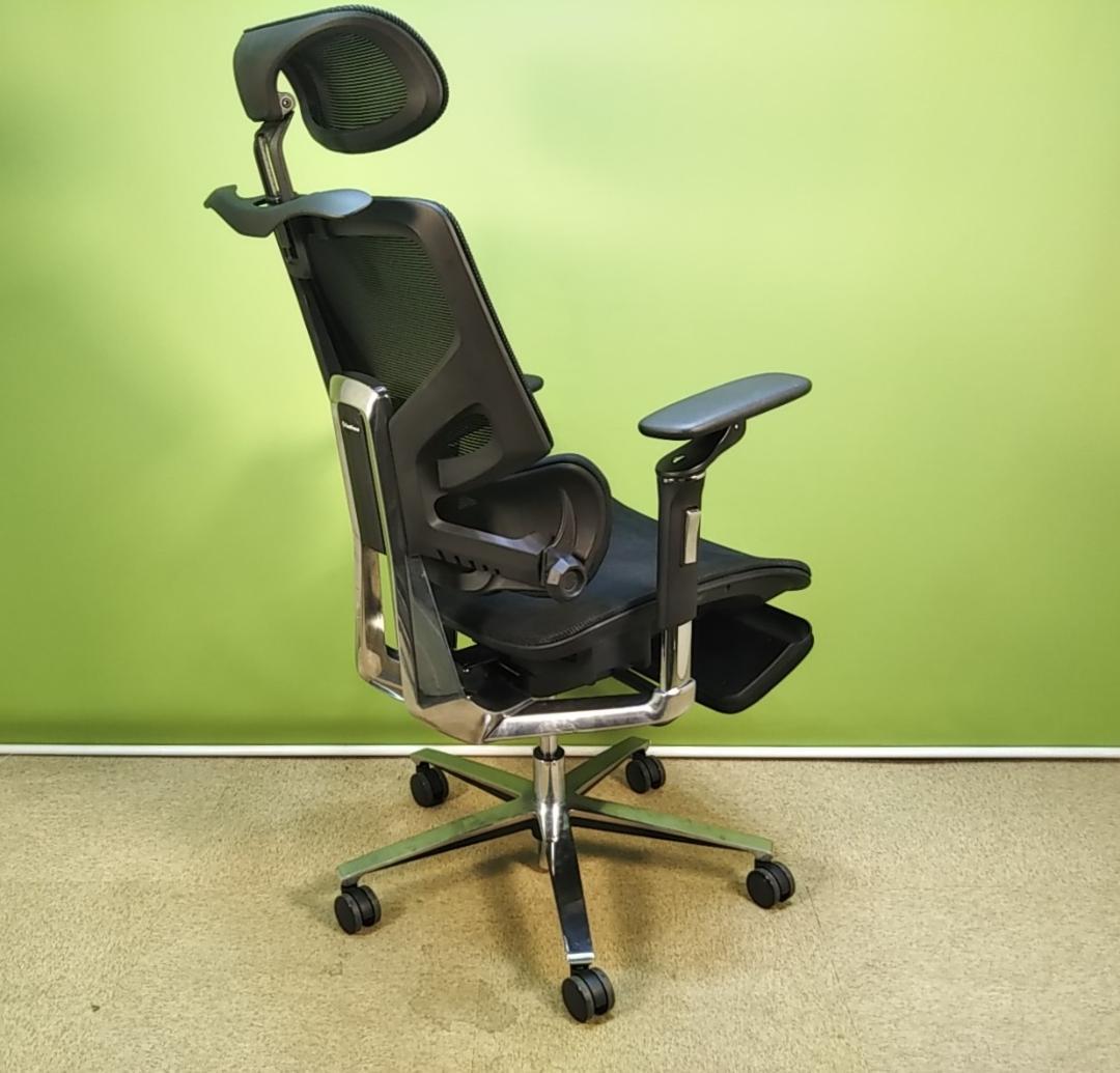 xqt　EastForce　モンスターランバートチェア　ブラック　中古