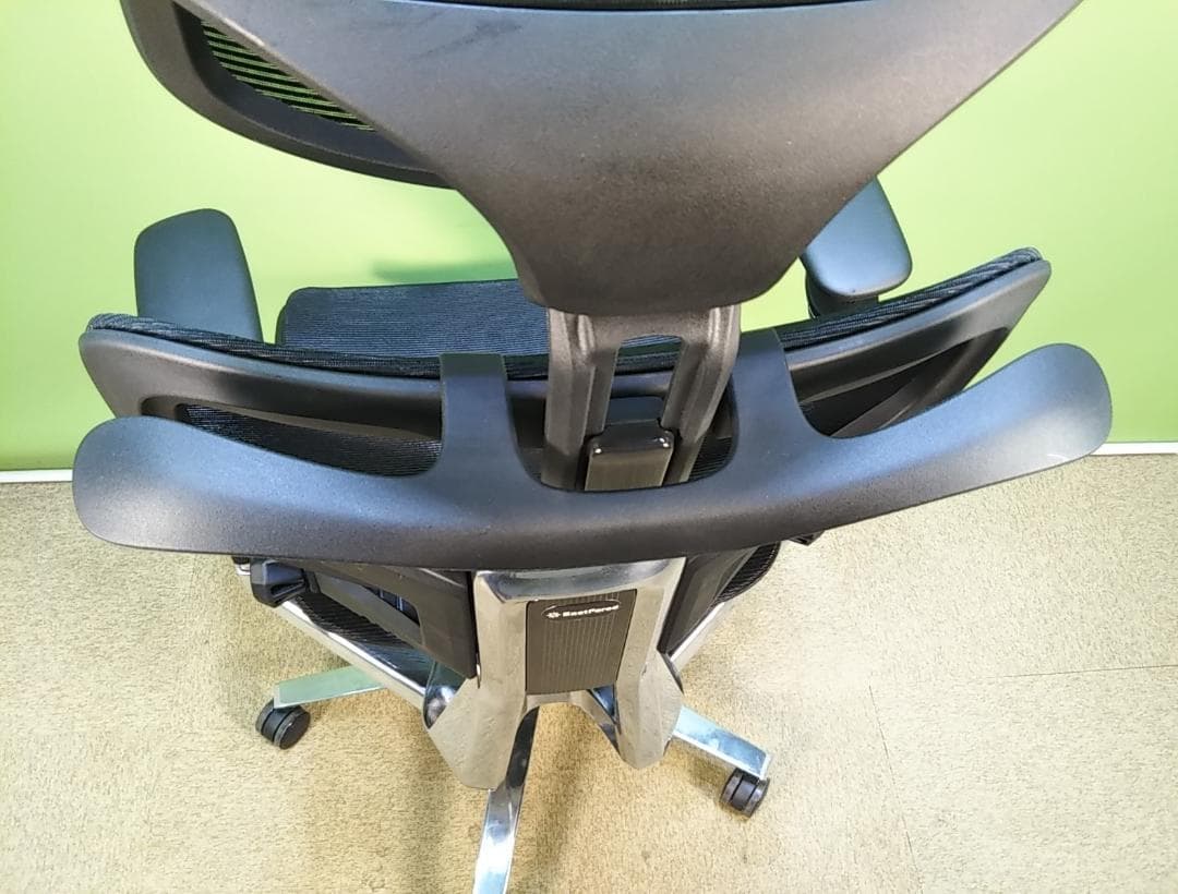 xqt　EastForce　モンスターランバートチェア　ブラック　中古