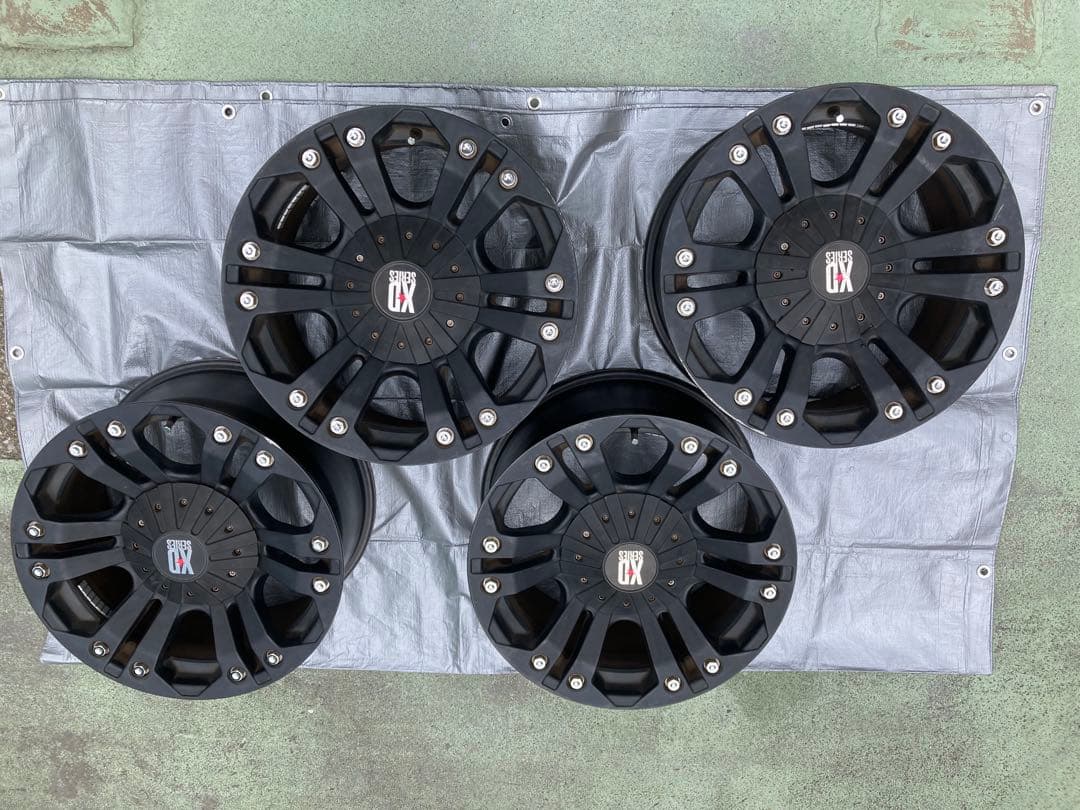 【再々値下げ】KMC XD778MONSTER 18インチ【4本セット】