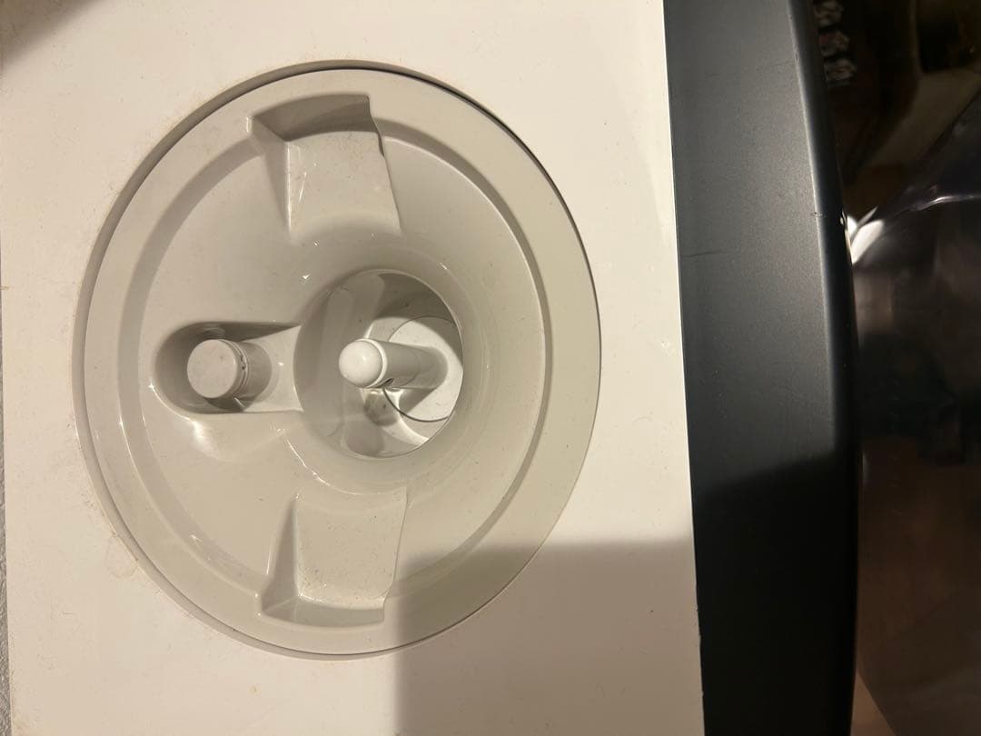 プレミアムウォーター　ウォーターサーバー　①