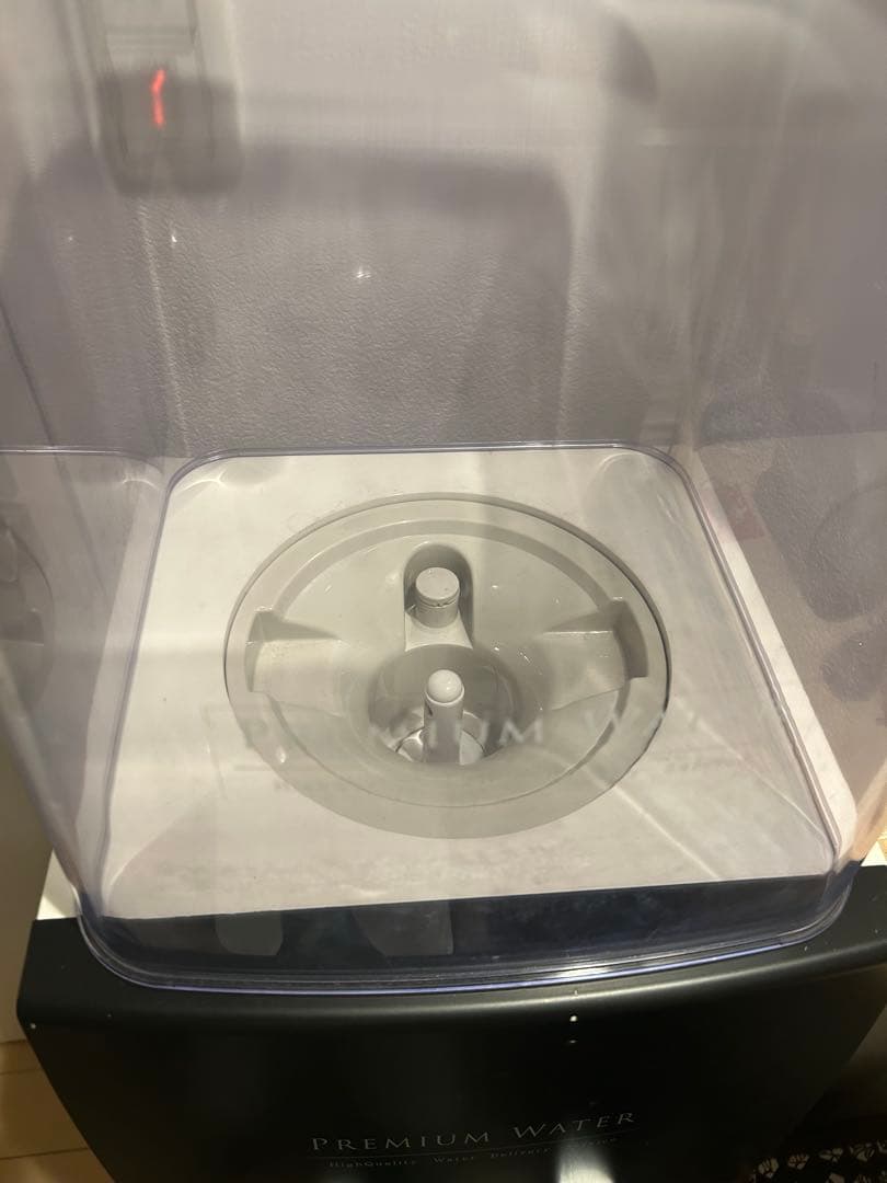 プレミアムウォーター　ウォーターサーバー　①
