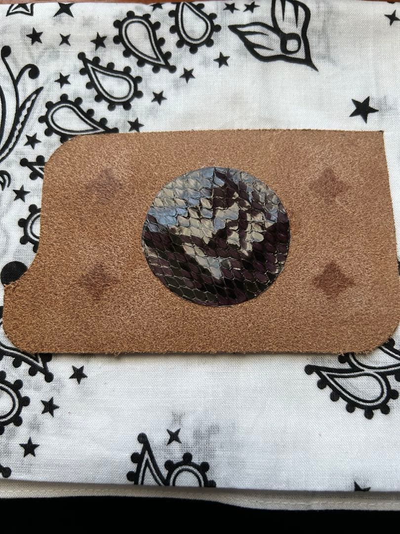 HTC ラッキージョン　kcs ウルフズヘッド　レッドムーン　funny