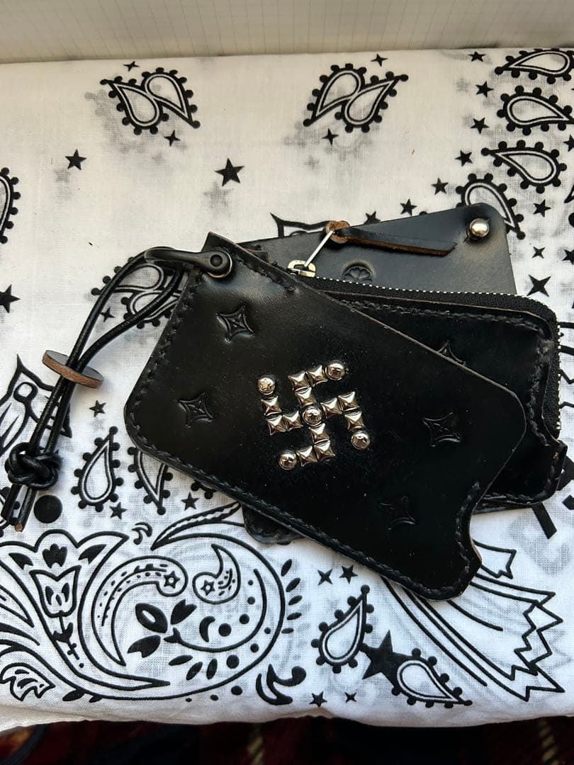 HTC ラッキージョン　kcs ウルフズヘッド　レッドムーン　funny