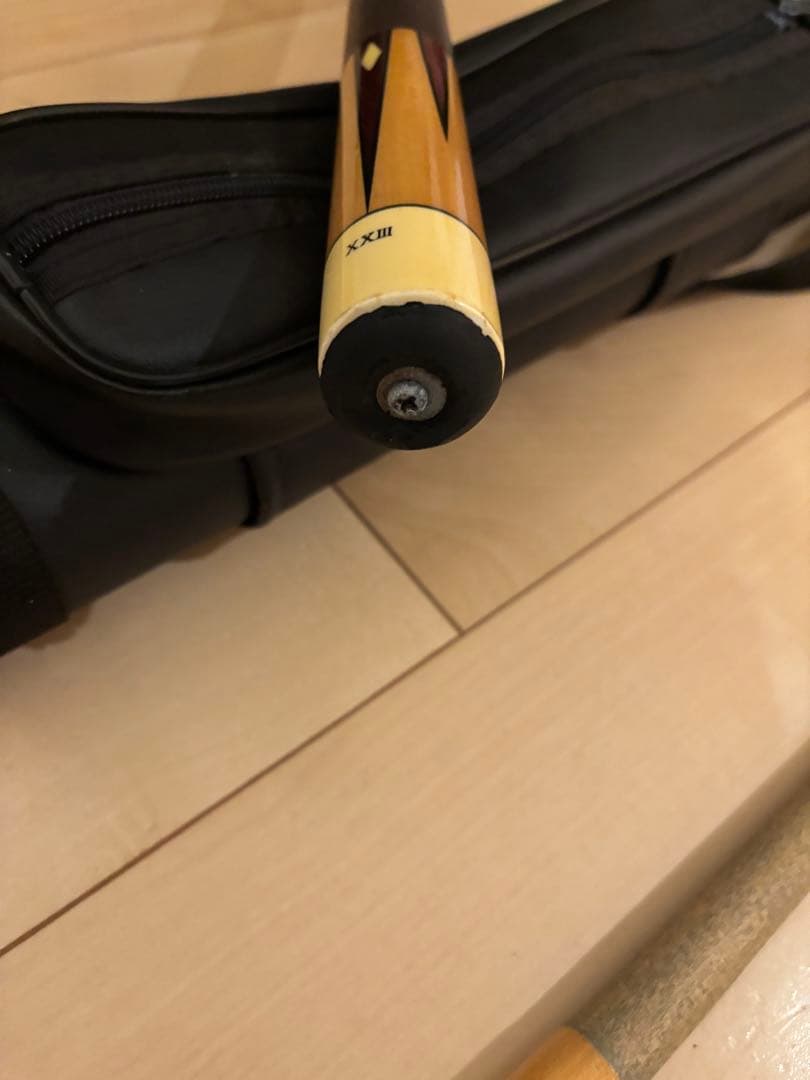 Lucasiビリヤードキュー III XX ケース付き