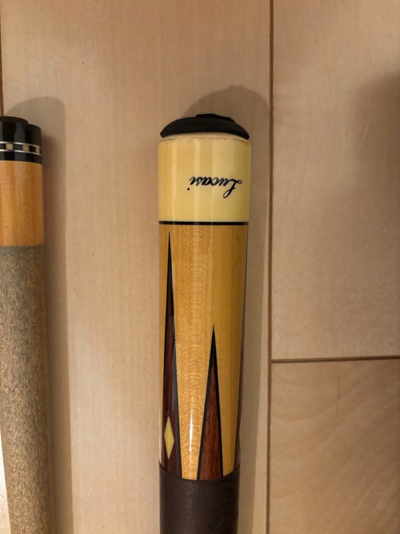 Lucasiビリヤードキュー III XX ケース付き