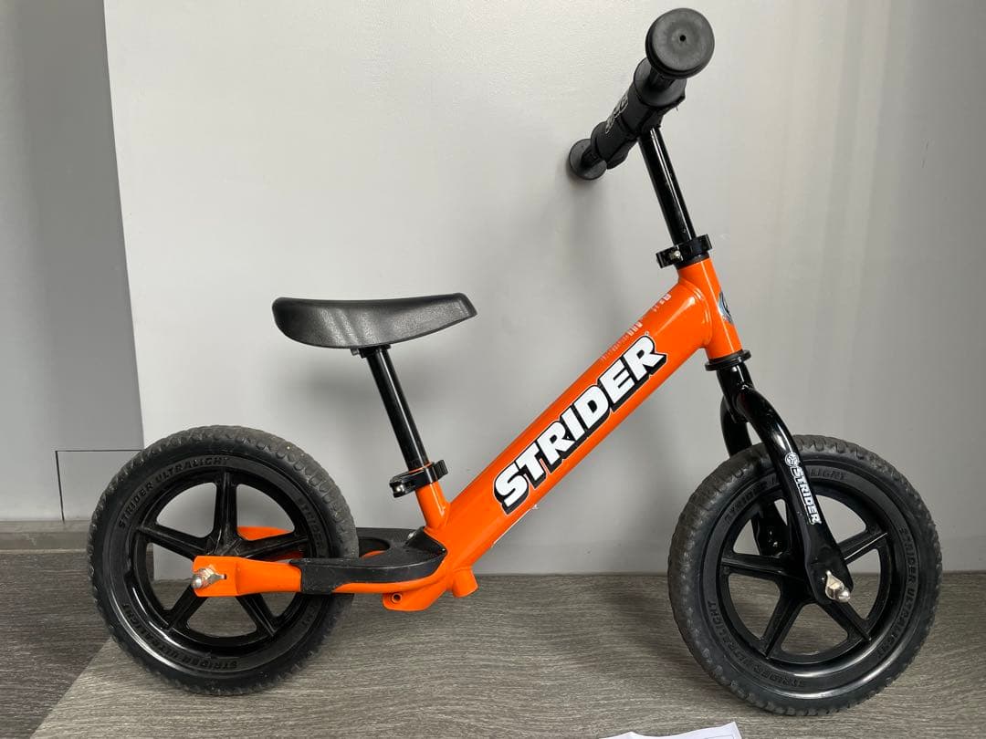 STRIDER スポーツモデル　バランスバイク オレンジ