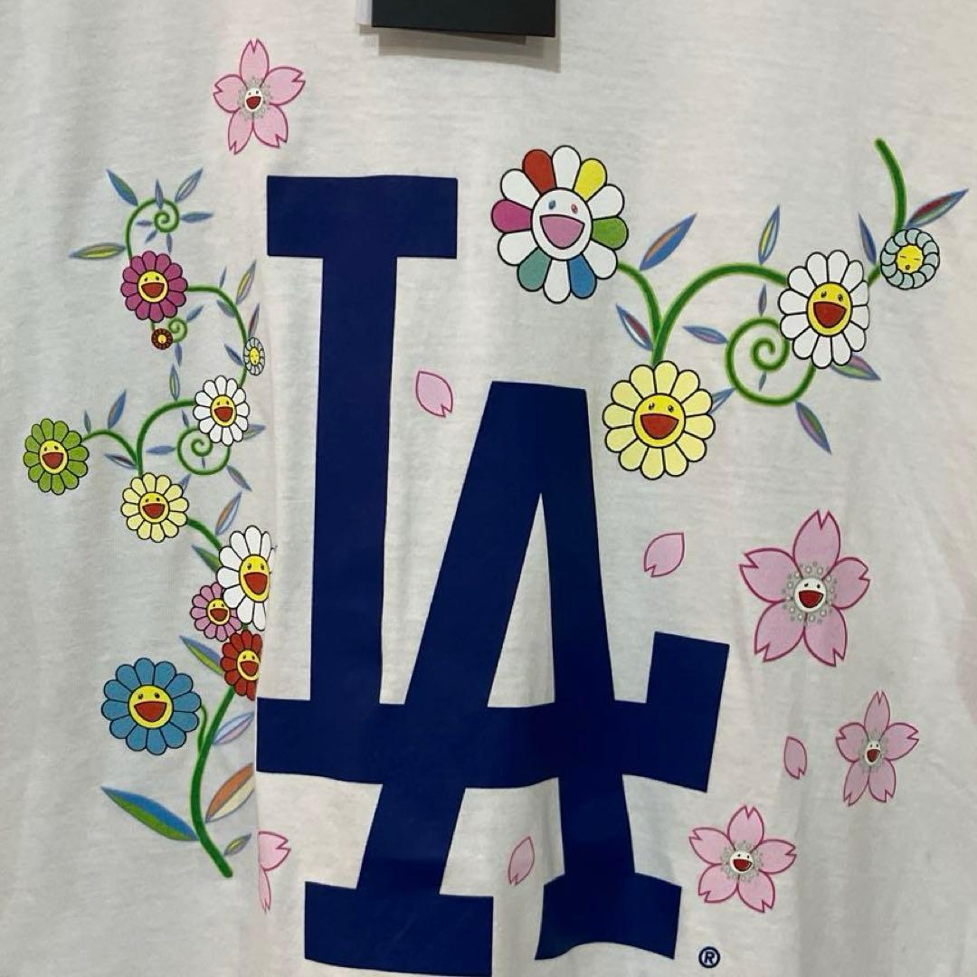 新作 村上隆 × ロサンゼルス・ドジャース コラボTシャツ 白 Lサイズ