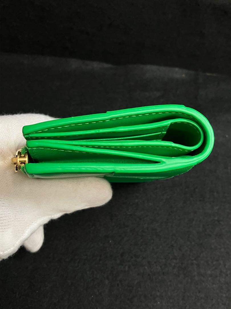 【新品未使用】BOTTEGA VENETA カセット 二つ折り財布 グリーン