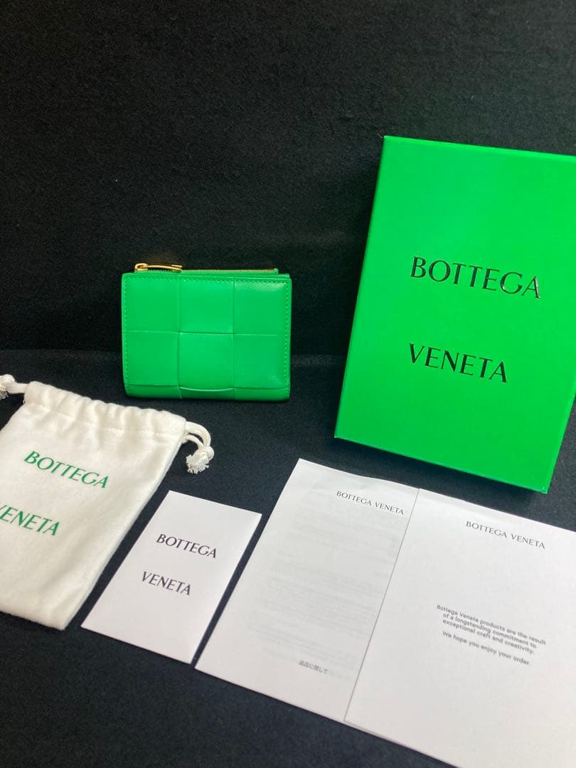 【新品未使用】BOTTEGA VENETA カセット 二つ折り財布 グリーン