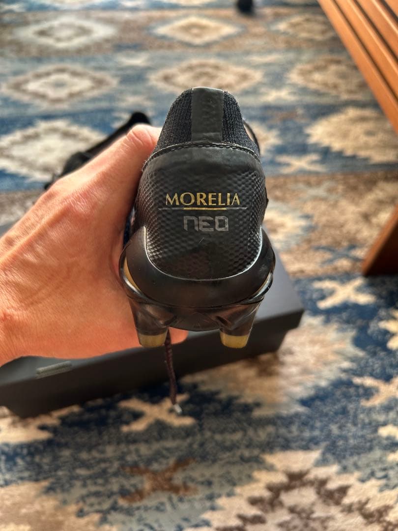 Mizuno Morelia Neo III β 黒金　レア