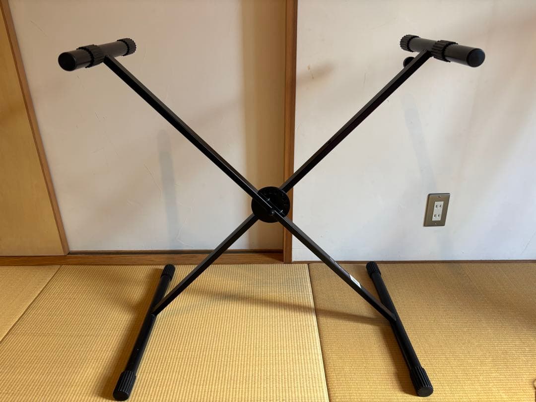 CASIO 電子ピアノ 光ナビゲーションつきLK-114（LK-115）