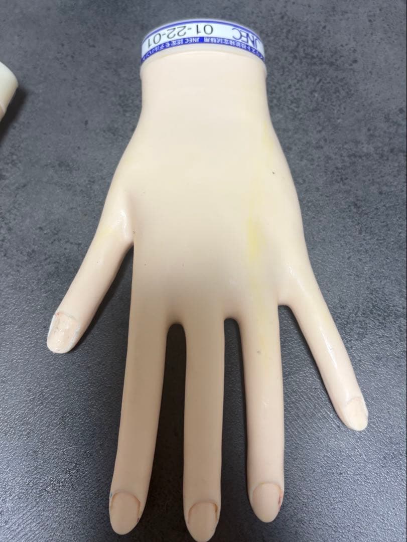 ネイル ネイル検定　認定ハンド✖️2つ