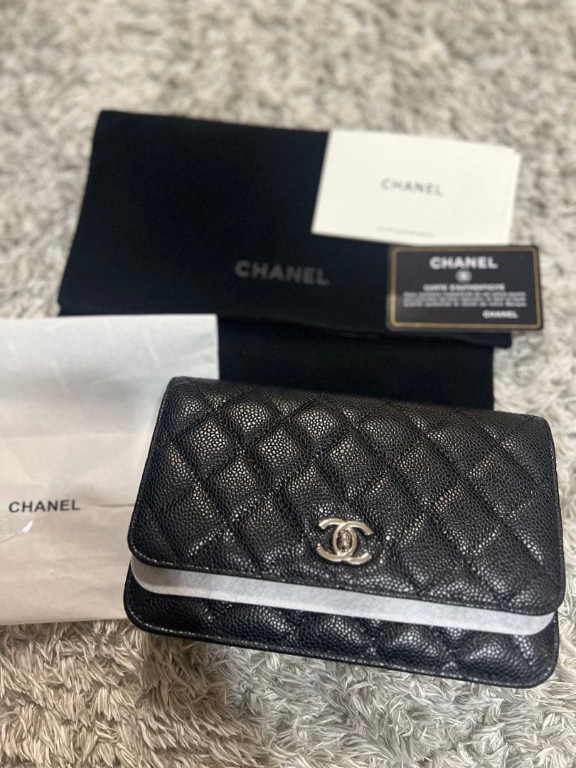 CHANEL シャネル　ノベルティ　ショルダーバッグ　チェーンウォレット　黒