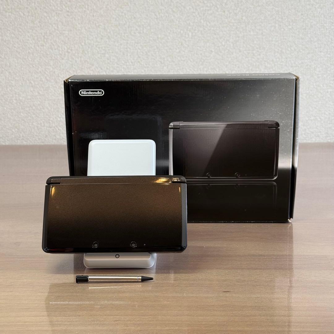 4-056 ニンテンドー3DS コスモブラック 箱付き
