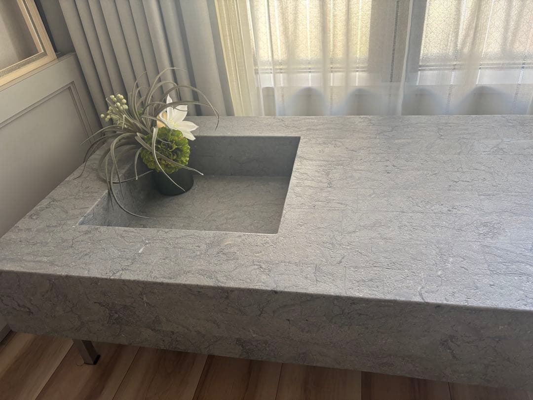 HUKLAフクラ　グレーストーンのセンターテーブル