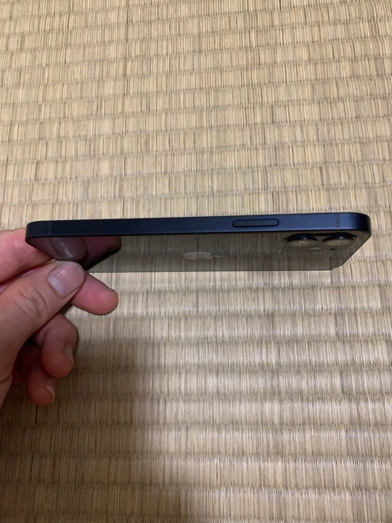 美品 iPhone 12 128GB SIMフリー ブラック本体