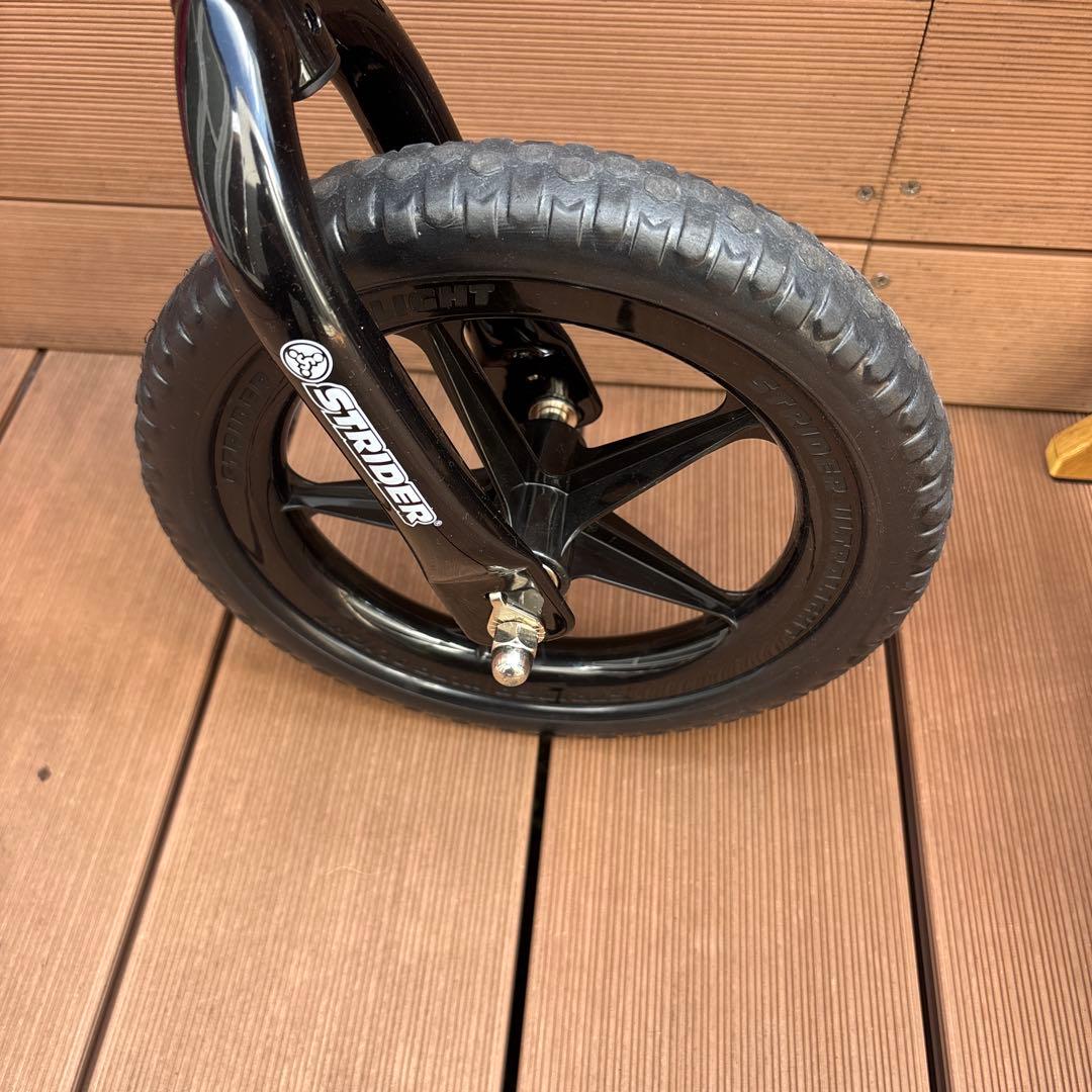 【美品・送料込】STRIDER バランスバイク ピンク　ストライダー