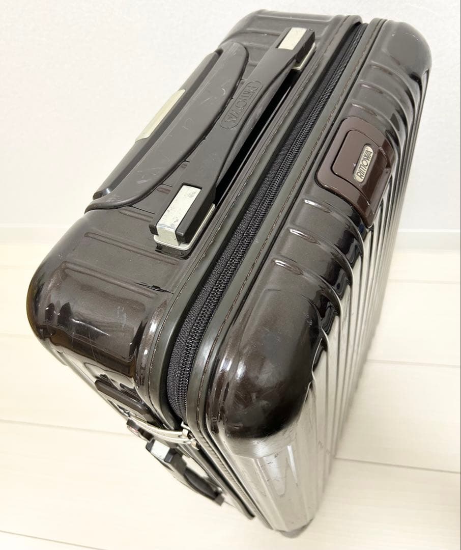 リモワ 焦茶色 小型キャリーケース 機内持ち込み