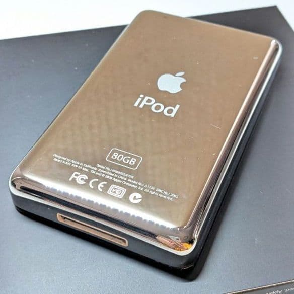 Apple iPod 80GB ブラック 第5.5世代 MA450J/A