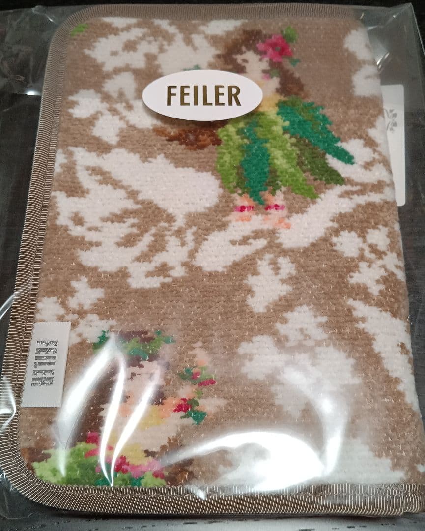 ☆未開封・完売品☆　フェイラー　マナマナ柄　フラガール　マルチケース　ベージュ