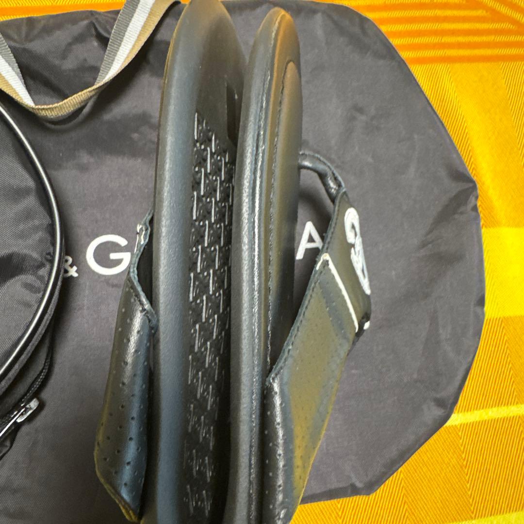 DOLCE & GABBANA ブラックトングサンダル 収納バッグ付き