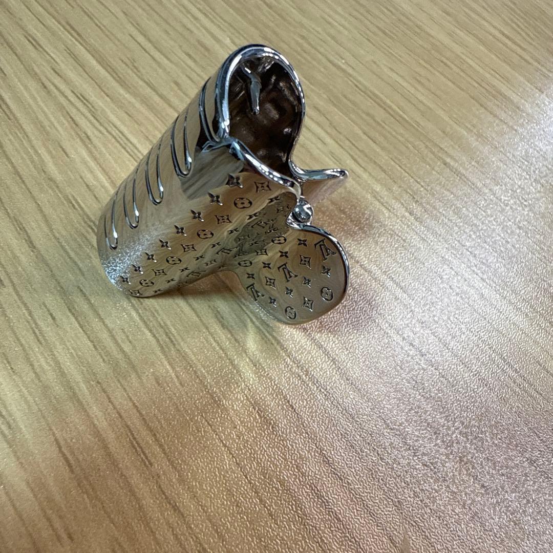 ルイ・ヴィトン ヘアクリップ