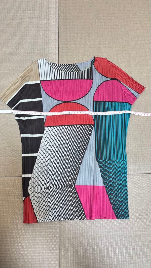 イッセイミヤケ カラフル幾何学模様 半袖Tシャツ