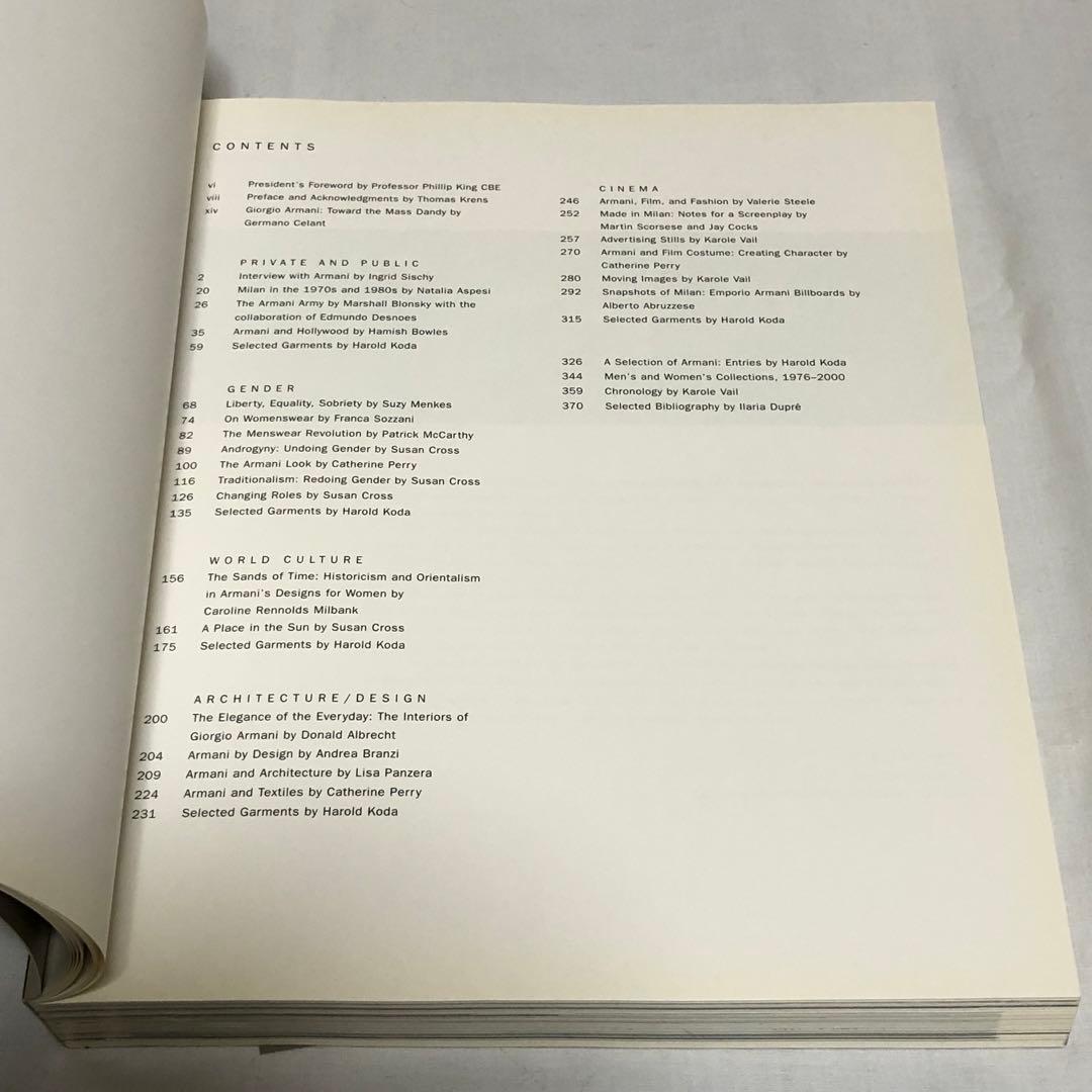 【値下げしました】GIORGIO ARMANI 英国展覧会図録フライヤー付　洋書