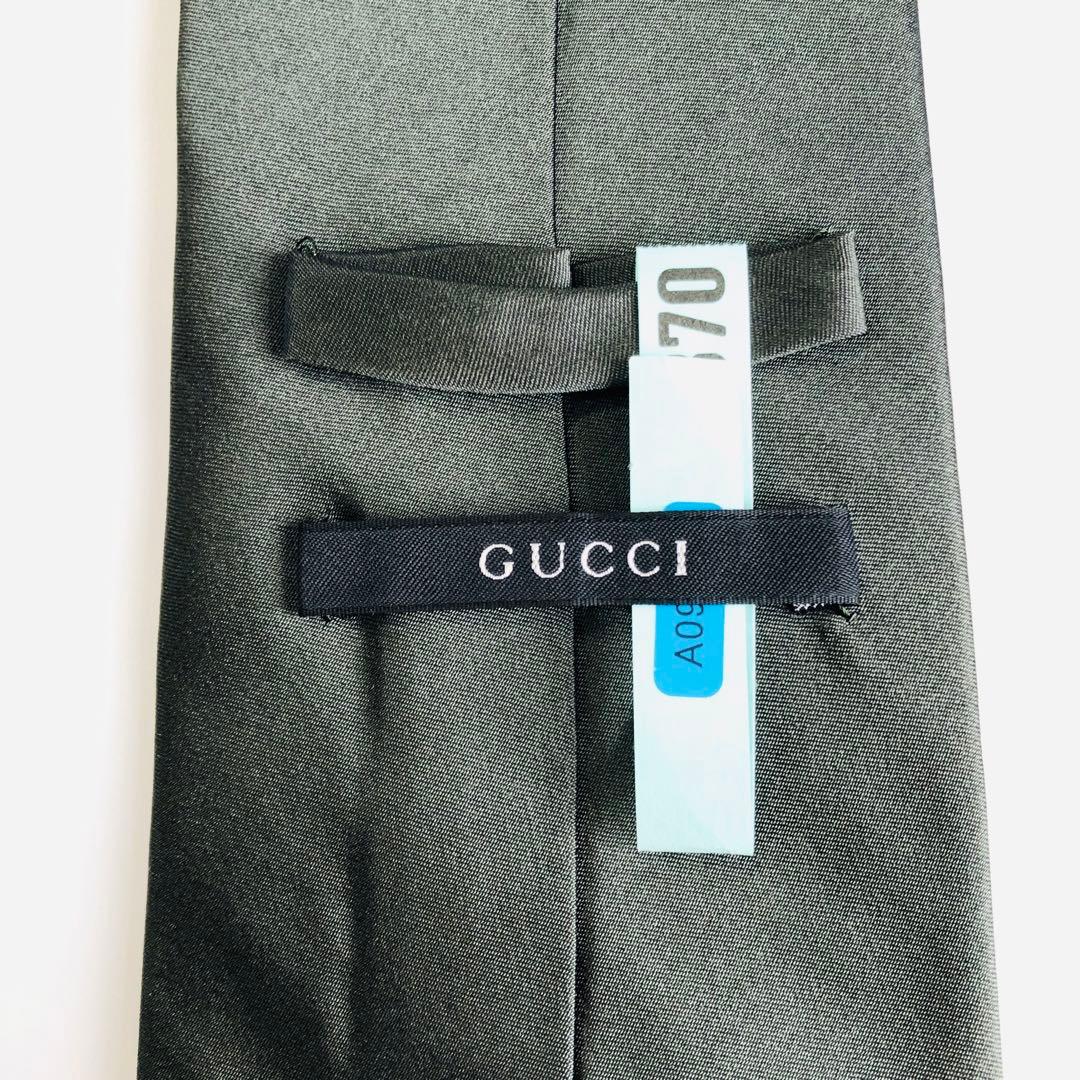 GUCCI ネクタイ グリーン無地