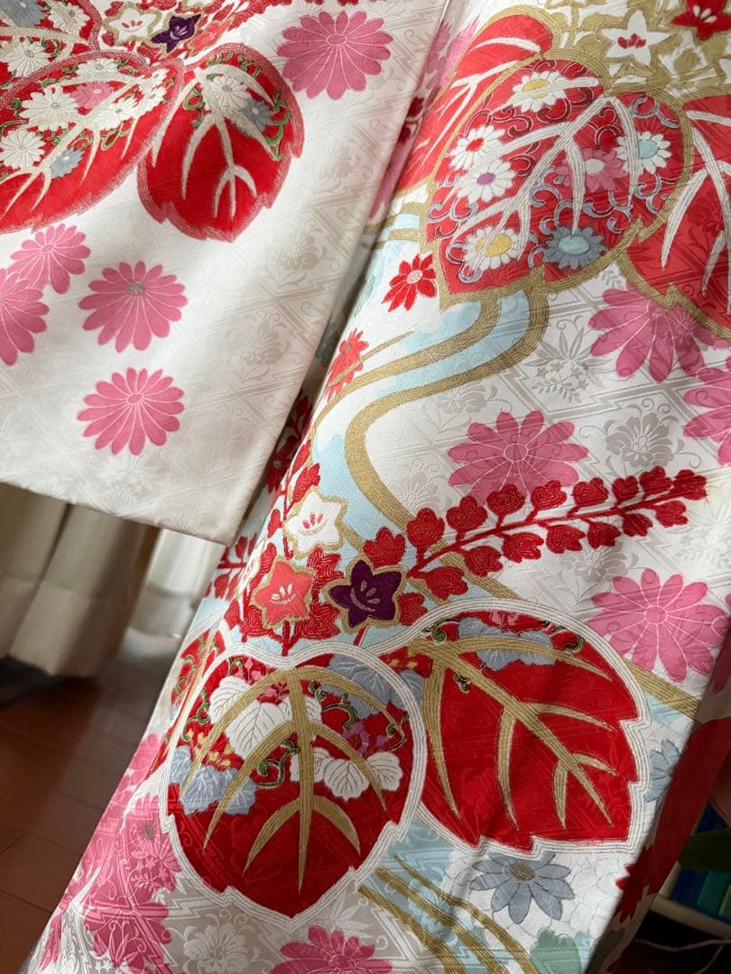 振袖フルセット アイボリー×ピンク×コーラル×ペールブルー×ゴールド 古典柄
