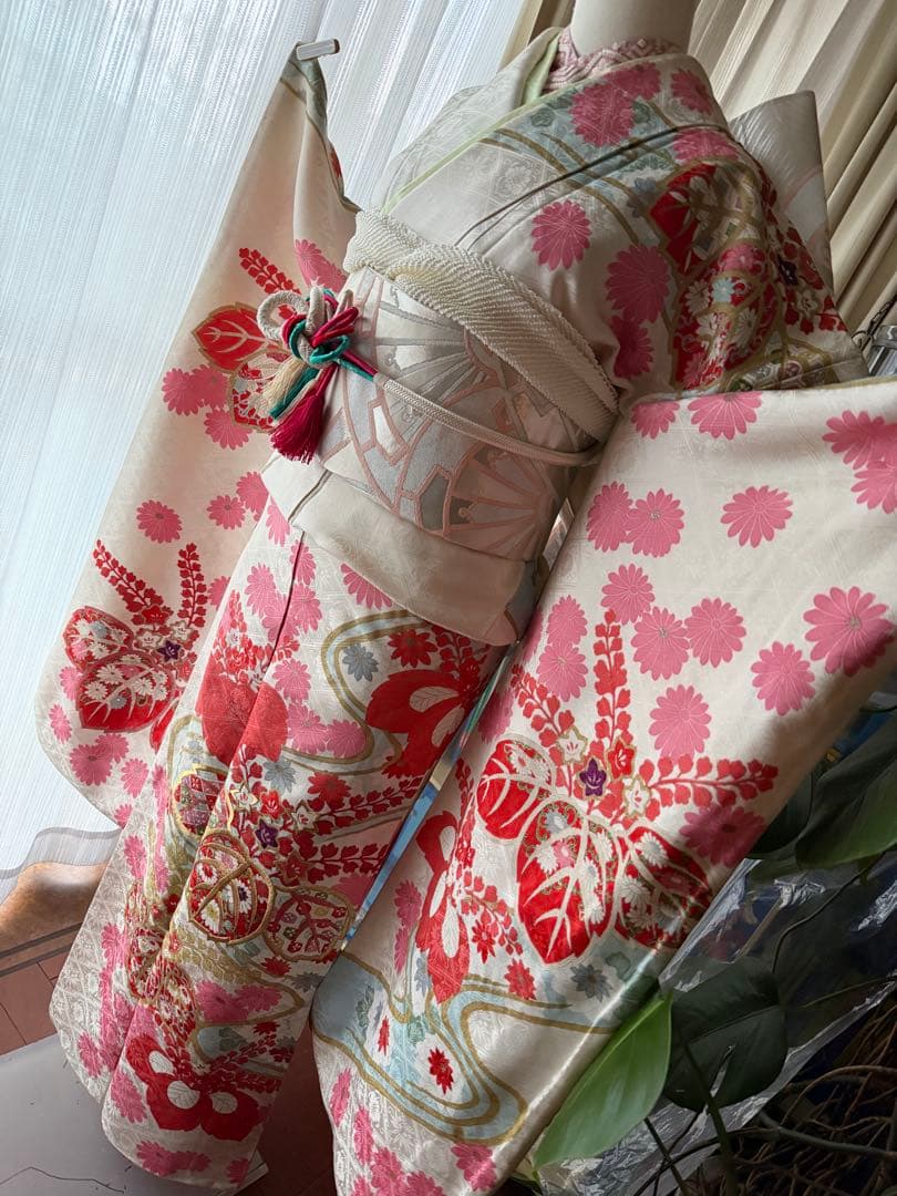 振袖フルセット アイボリー×ピンク×コーラル×ペールブルー×ゴールド 古典柄