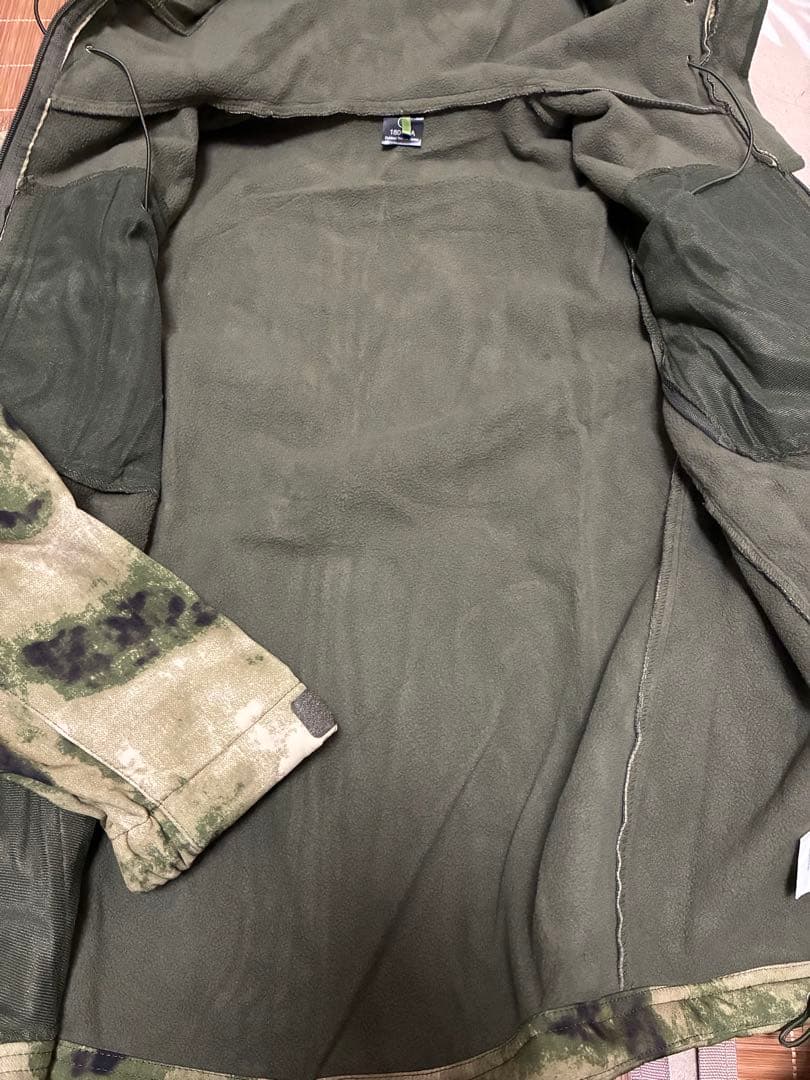 未使用保管品ロシア軍北朝鮮軍仕様迷彩ソフトシェルジャケット軽量堅牢極暖お洒落です