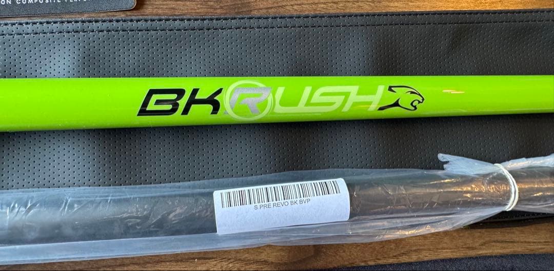 BK RUSH ビリヤードキュー 限定色ネオングリーン