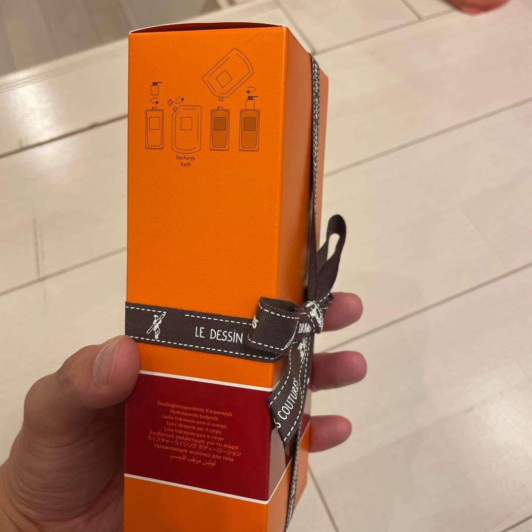 HERMÈS ボディローション ルバーブ 200ml