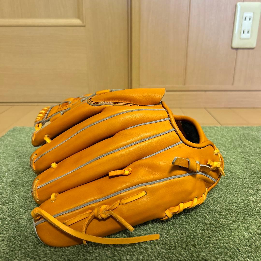 グロウ　軟式投手用　グラブ(最終値下げ)
