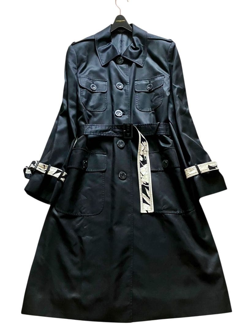 美品 レオナール シルク ロングコート ベルト付き フラワートリム 大きいサイズ