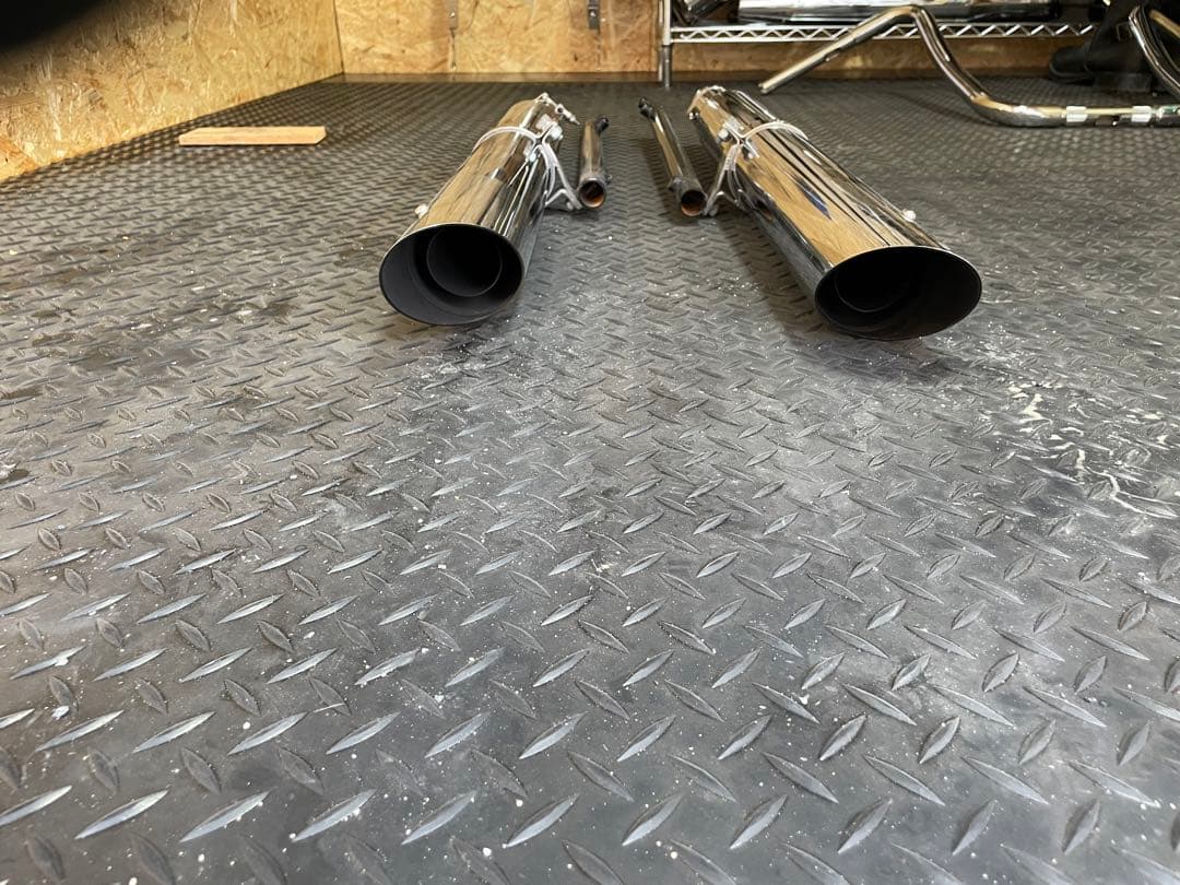 モーターステージマフラー　スリップオンストレート管