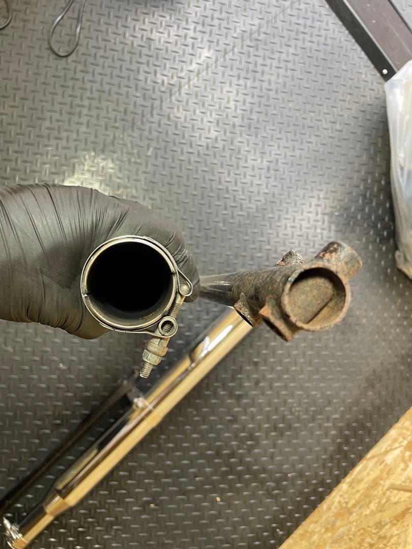 モーターステージマフラー　スリップオンストレート管